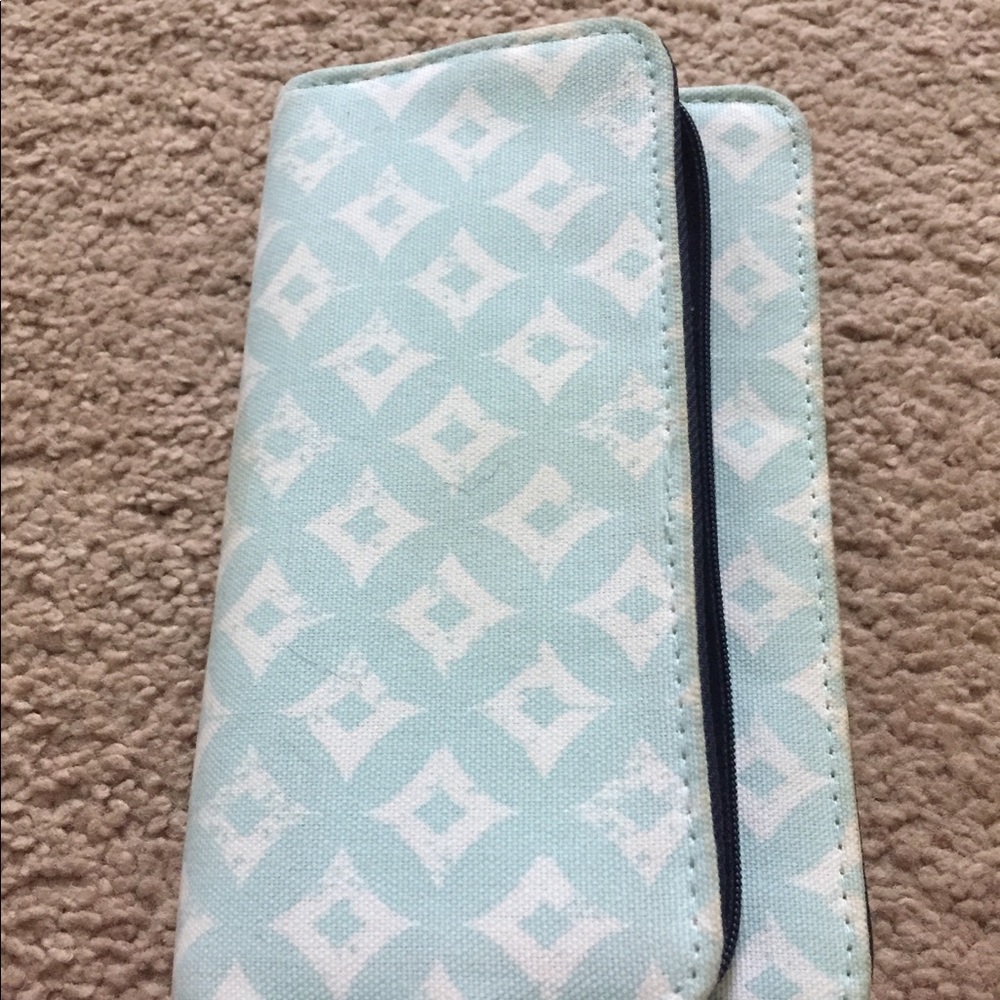 Thirty-one Perfect cents wallet